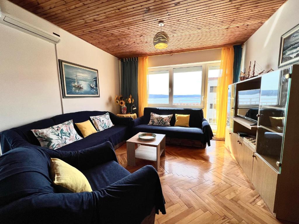 Posedenie v ubytovaní Apartments Azoa