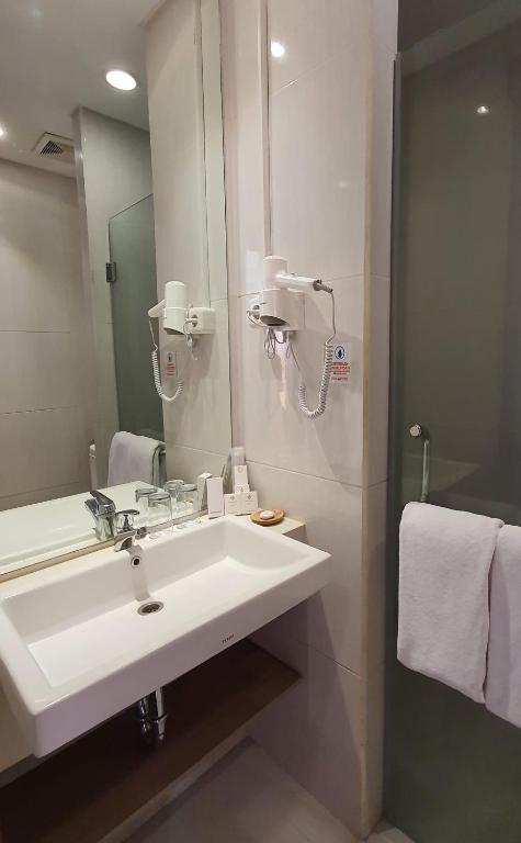 Montana Premier Senggigi - 7