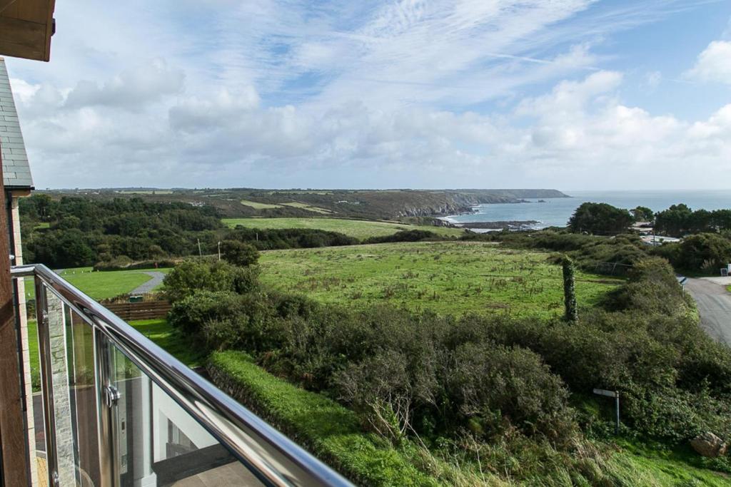 Immaculate 2 Bed Apartment on The Lizard Cornwall (GB Helston