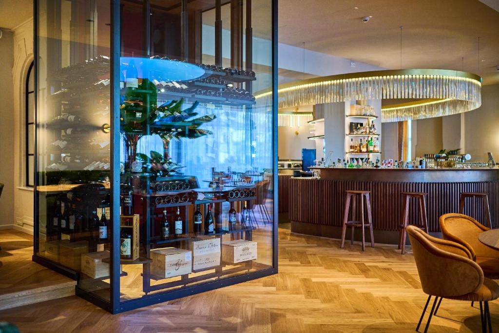 Restaurace v ubytování Asam Hotel