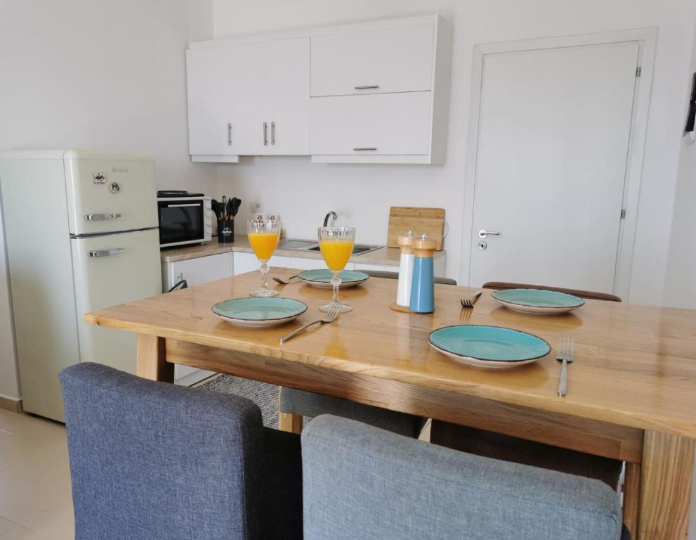 Luli Sea View Apartment - Image 7