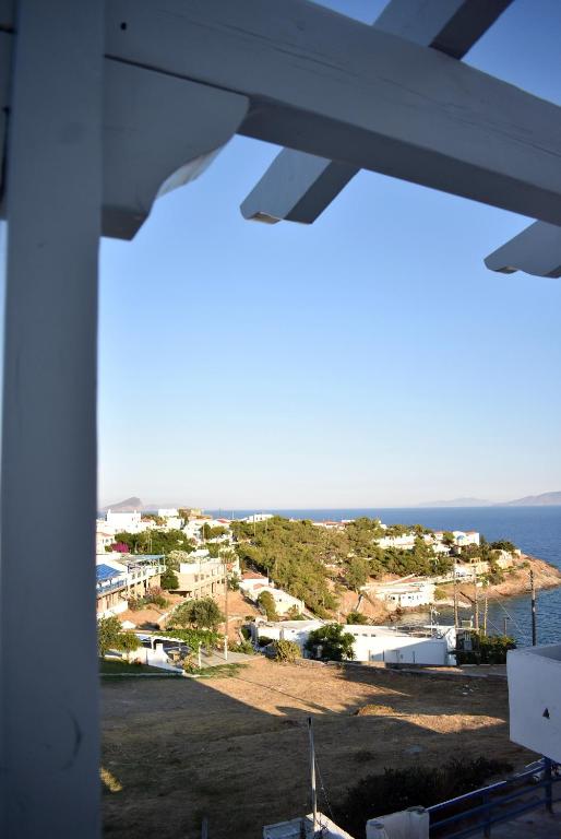 a view of the ocean from a house at Panorama View Kanala in Kithnos