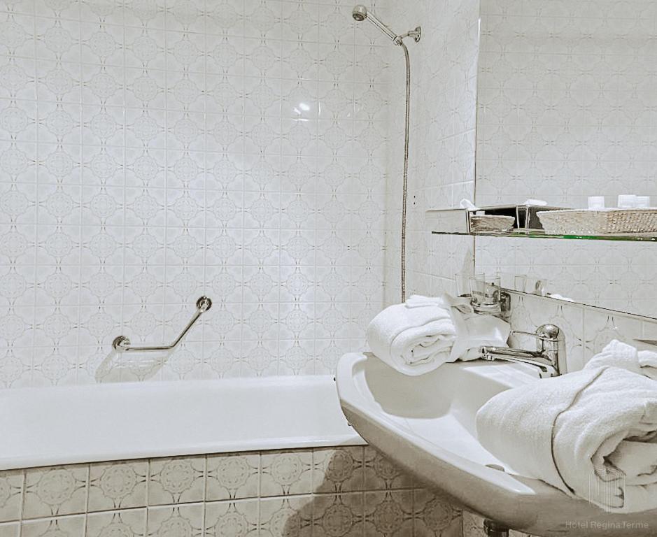 Koupelna v ubytování Hotel Regina Terme