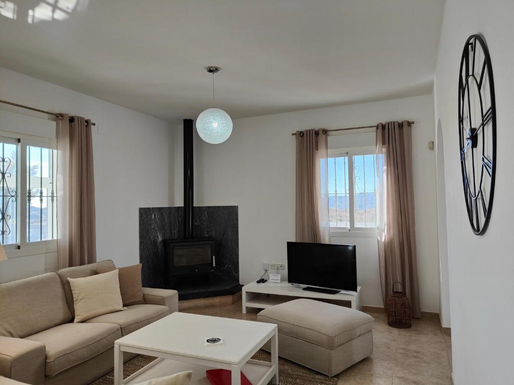 TV a/nebo společenská místnost v ubytování Villa Alta Vista