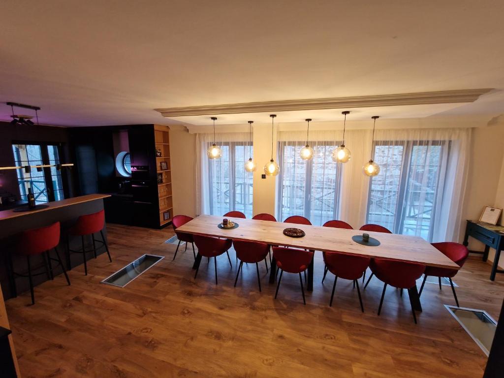 TV a/nebo společenská místnost v ubytování Edit Villa Friends