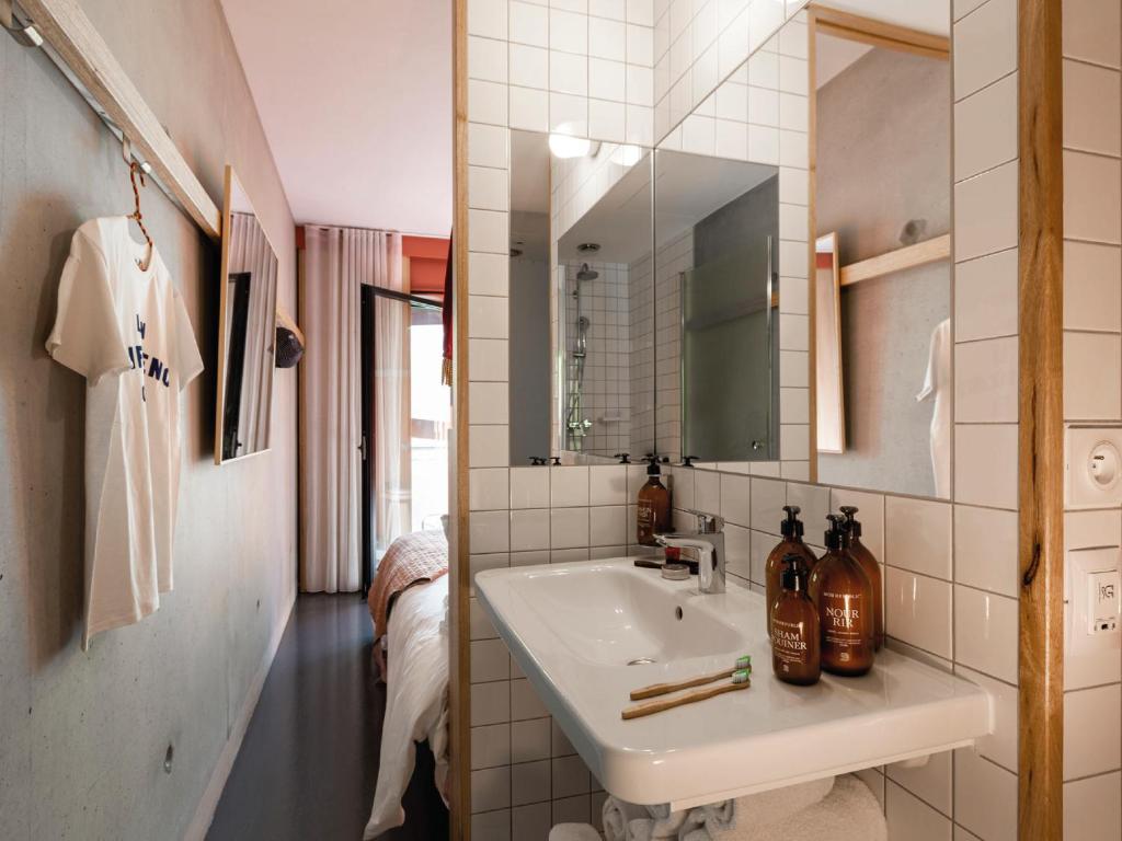 MOB HOTEL Lyon Confluence - Resim 15