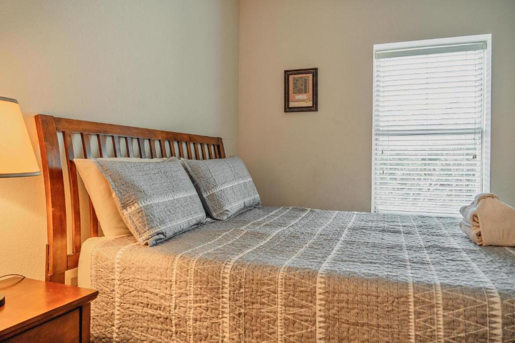 A bed or beds in a room at MVC - Unit 3507