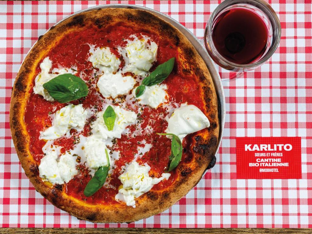 MOB HOTEL Lyon Confluence - Resim 32