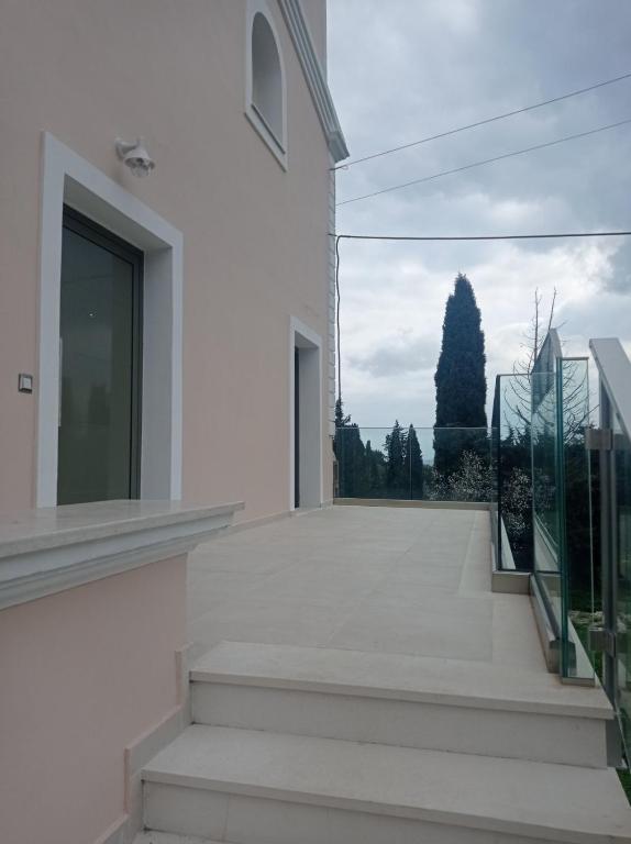 The building in which A villát is located