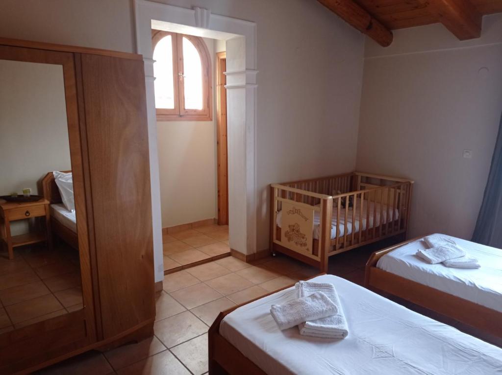 A bed or beds in a room at Palazzo con Vista