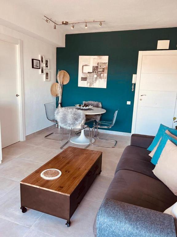 A seating area at Fantastic apartment sea view near Puerto Banus
