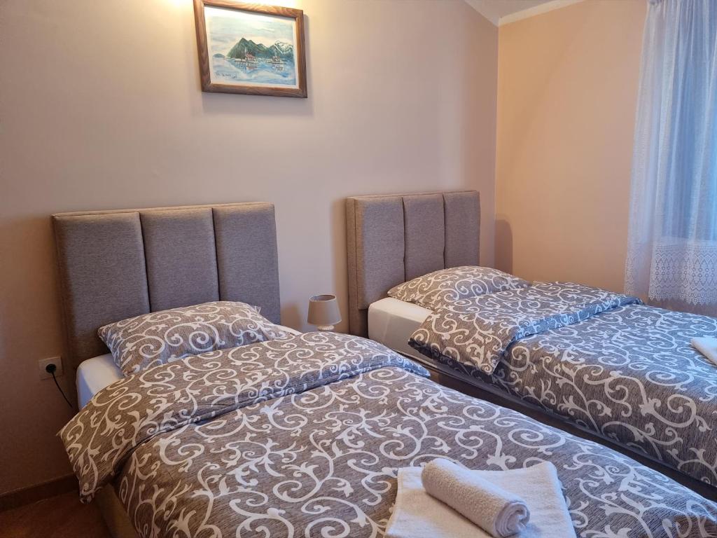 Milas Trojica Kotor - 19