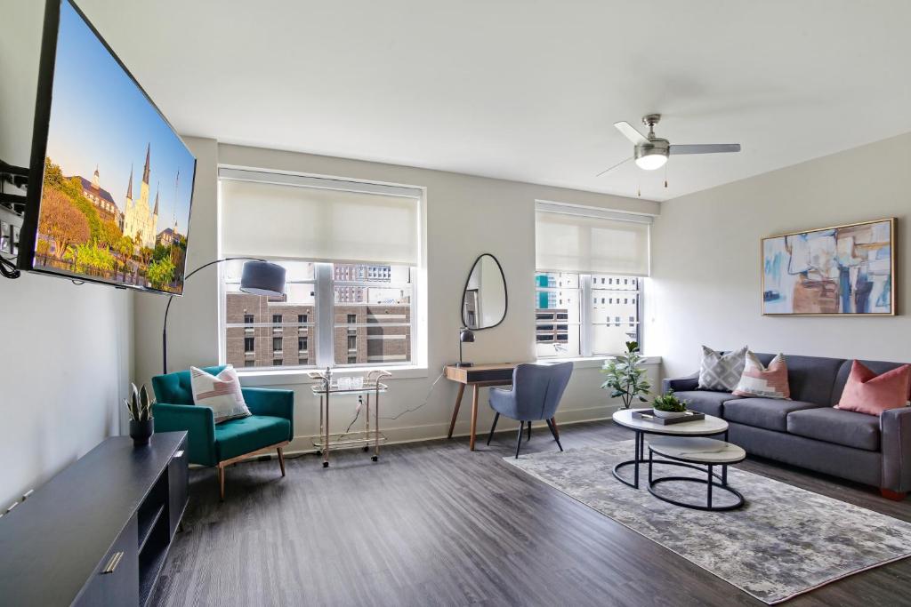 Ideal Condo Next Door to French Quarter, New Orleans (updated prices 2024)