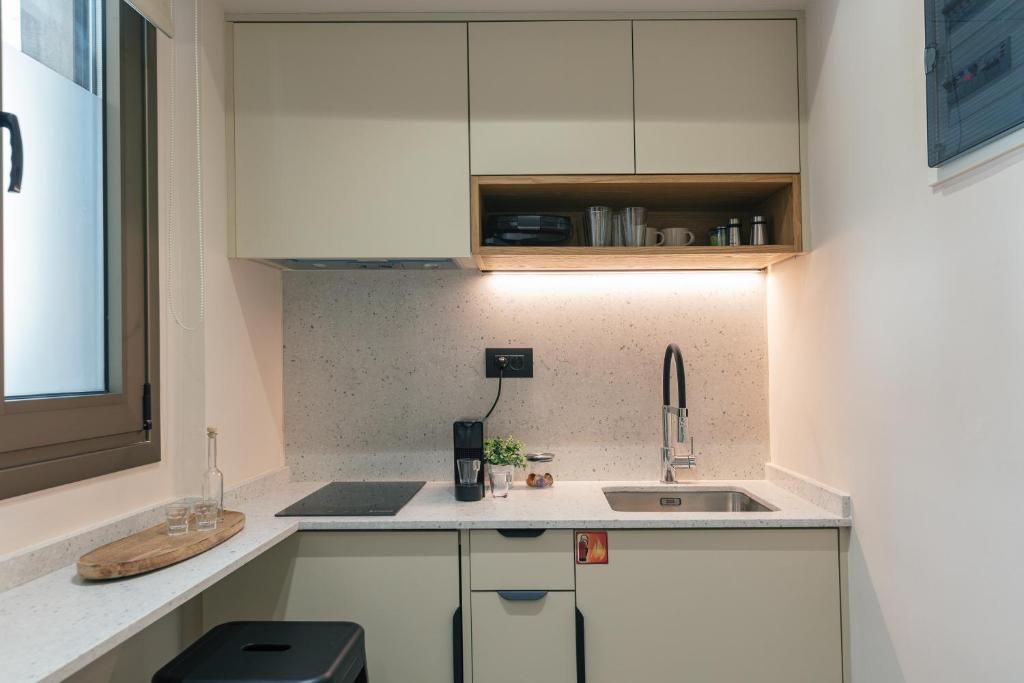 Hospi Living Old City Suites - 11