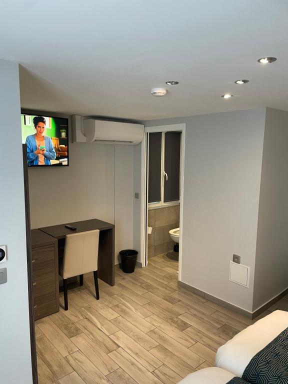 Mary's Hotel République - Resim 17