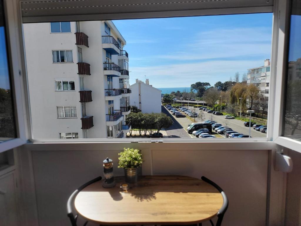 Estoril Beach Apartment