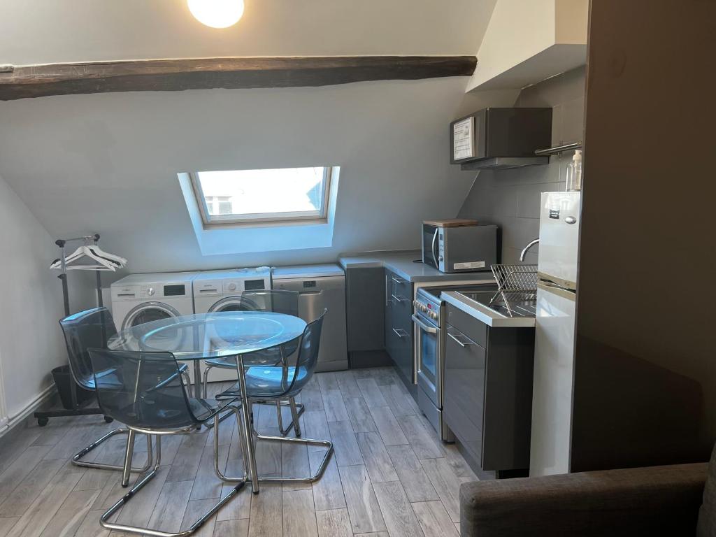 Mary's Hotel République - Resim 37