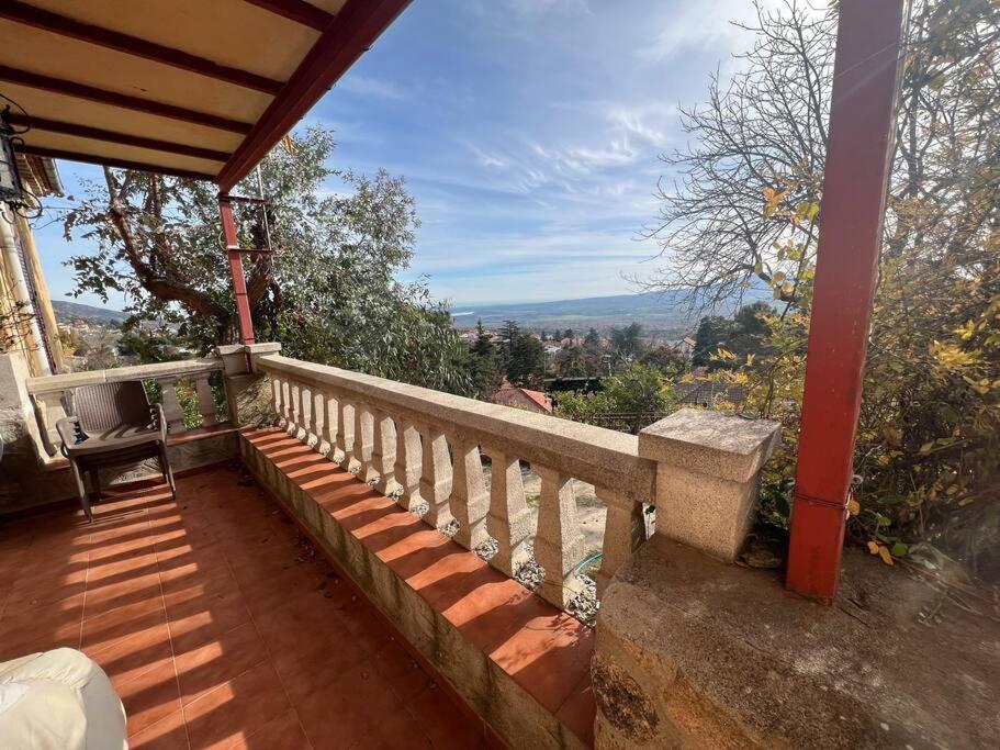 Fotografie z fotogalerie ubytování Casa independiente 4 habitaciones v destinaci Miraflores de la Sierra