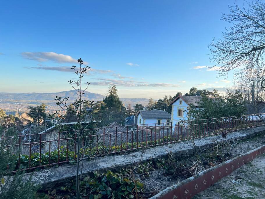 Fotografie z fotogalerie ubytování Casa independiente 4 habitaciones v destinaci Miraflores de la Sierra