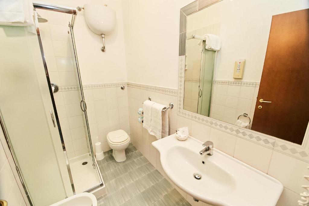 Koupelna v ubytování HOTEL VULCI