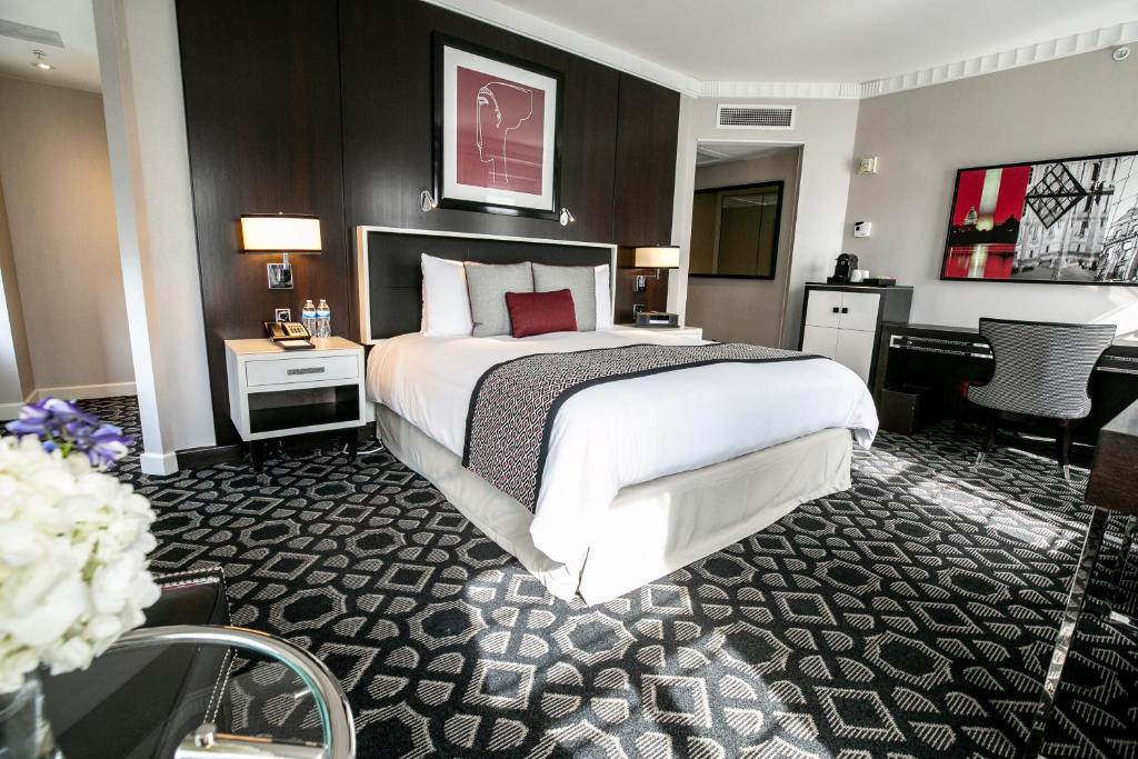 Sofitel Lafayette Square Washington DC - Luxury Corner King Room