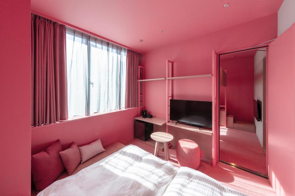 TV a/nebo společenská místnost v ubytování toggle hotel suidobashi TOKYO
