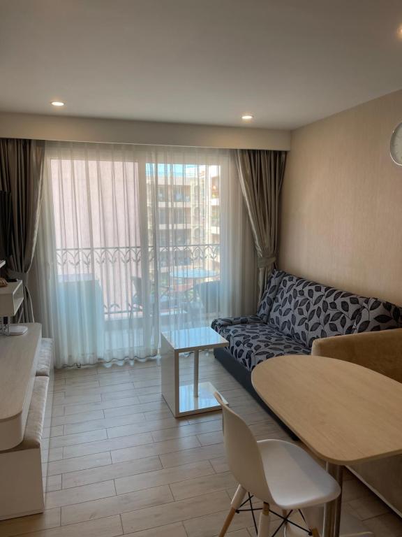 Seven Seas Condo Resort - Superior Apartment