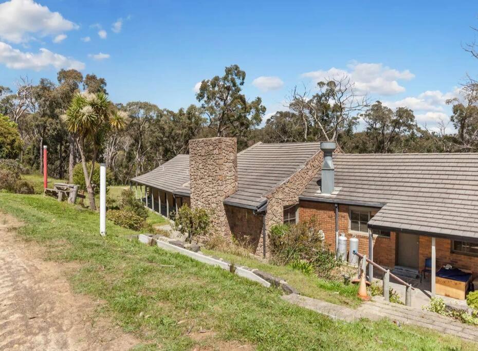 Harmonious One Bedroom Cabin, Wallan (updated prices 2024)