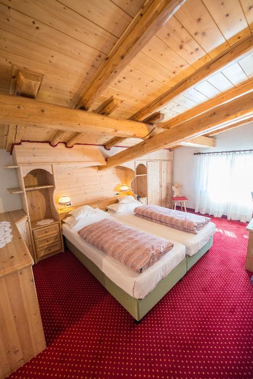 Voodi või voodid majutusasutuse HOTEL GARNi NORMA toas
