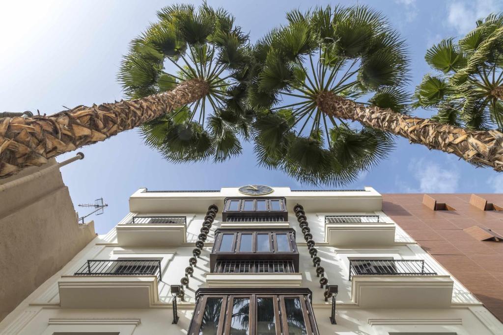 THE CLOCK HOUSE Luxury Urban Suites, Málaga – Bijgewerkte ...
