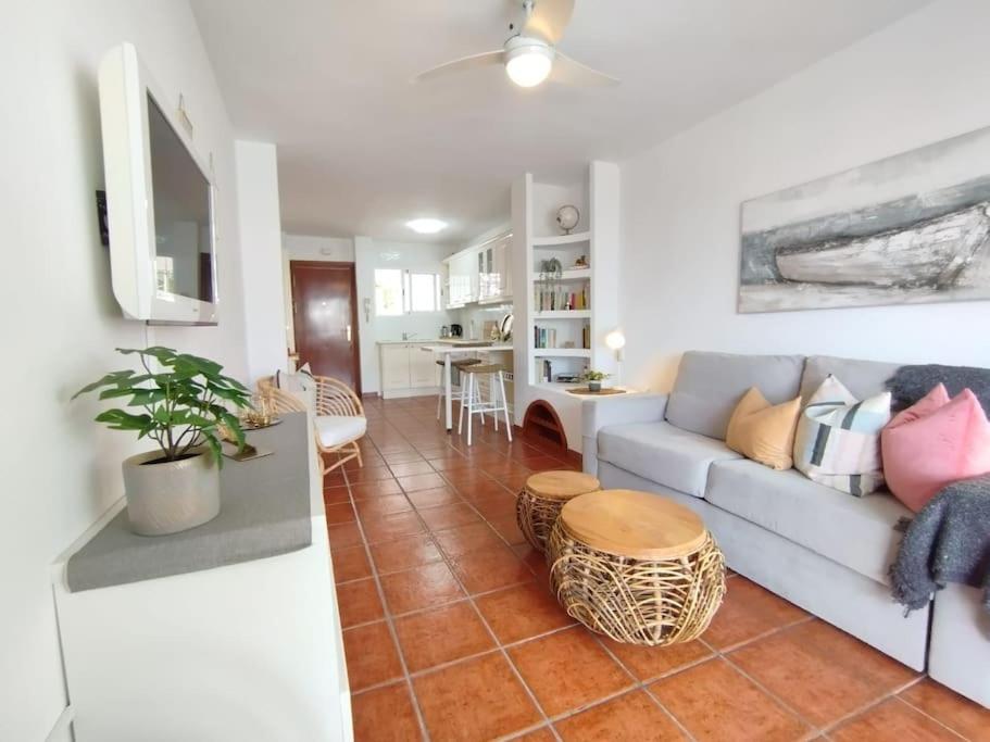 Posedenie v ubytovaní Central 2 bedroom with sea views, Acapulco Playa, Nerja