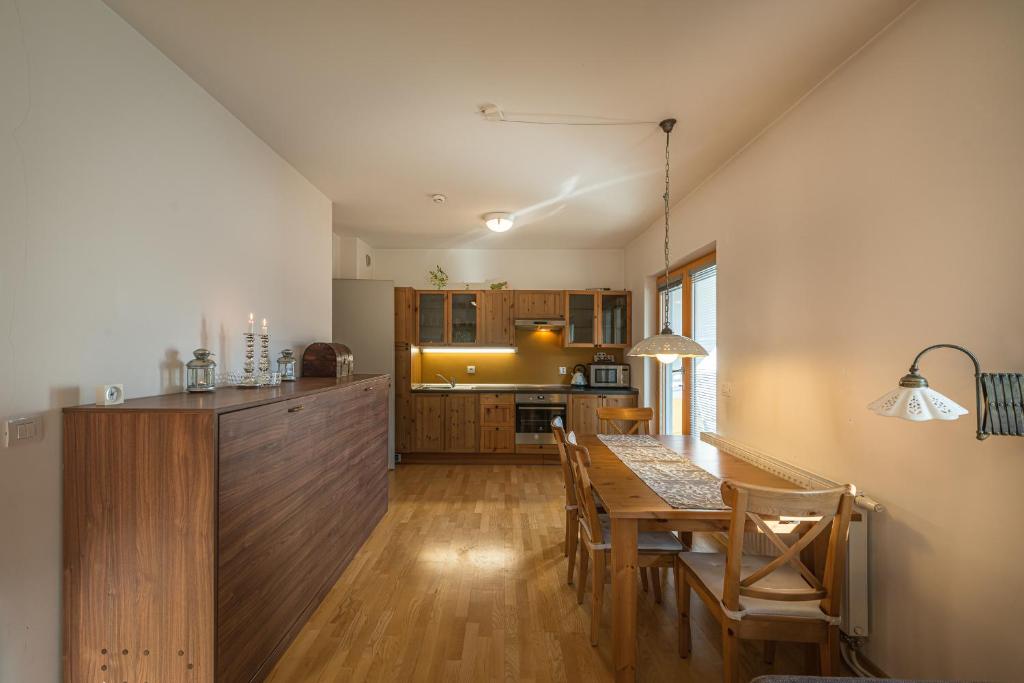 Apartments Plan Kranjska Gora - Appartamento Con Terrazza