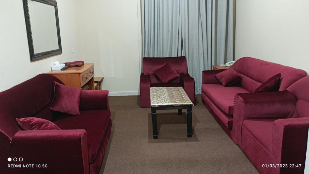 Posezení v ubytování Al Jazeerah Hotel