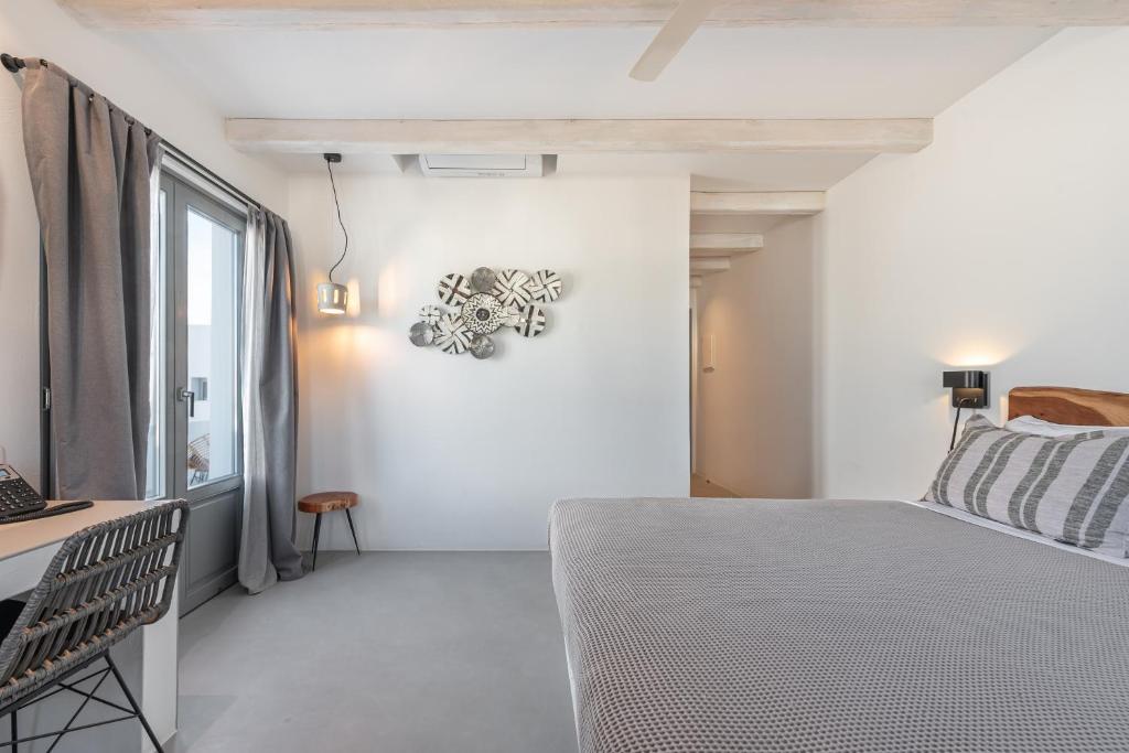 Paros Cape Suites - 11