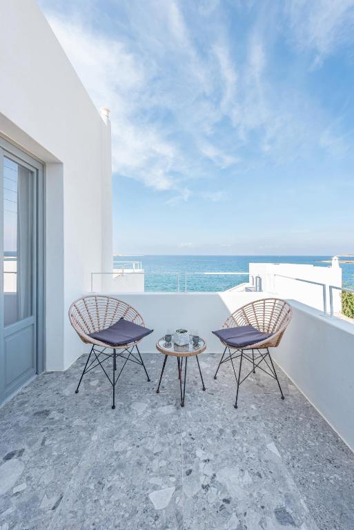 Paros Cape Suites - 8