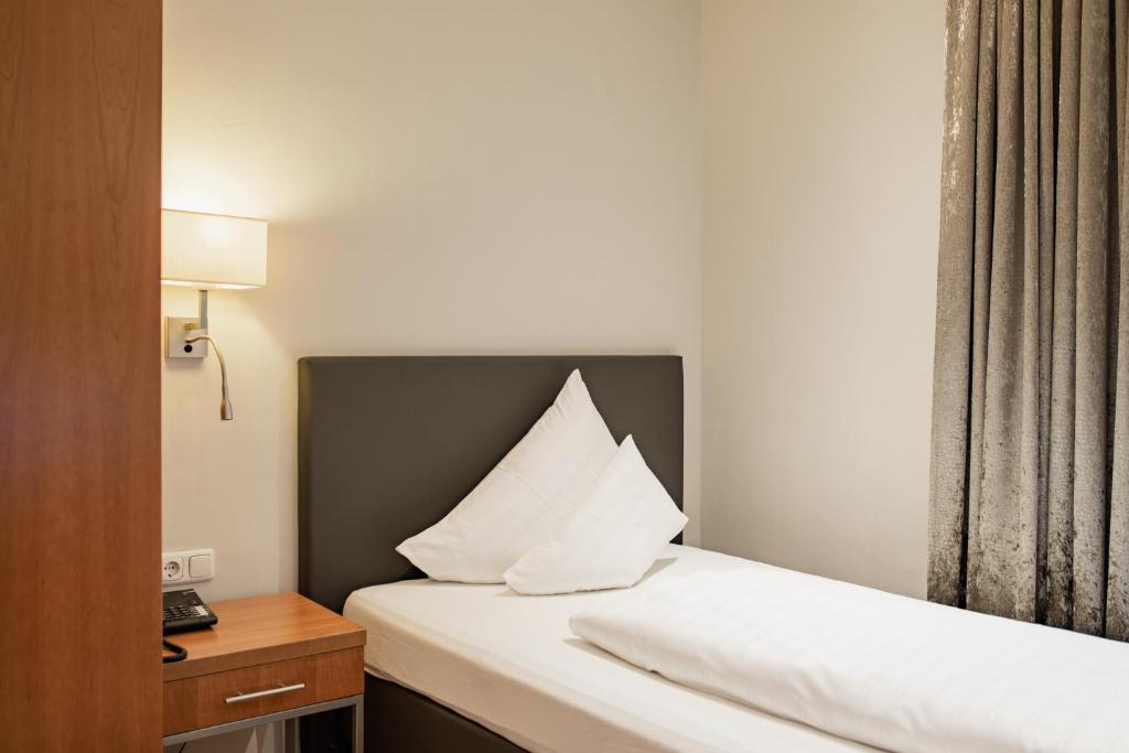 Stadthotel Goldenes Schiff - 14