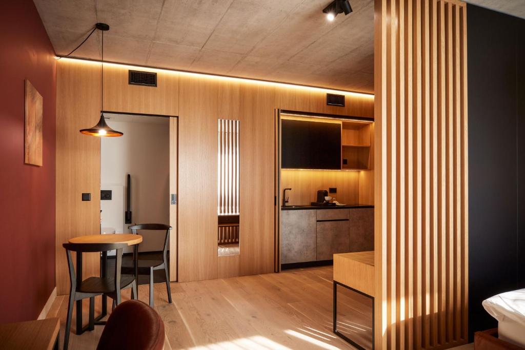 Kuchyň nebo kuchyňský kout v ubytování Tailormade Hotel RIGIBLICK Küssnacht