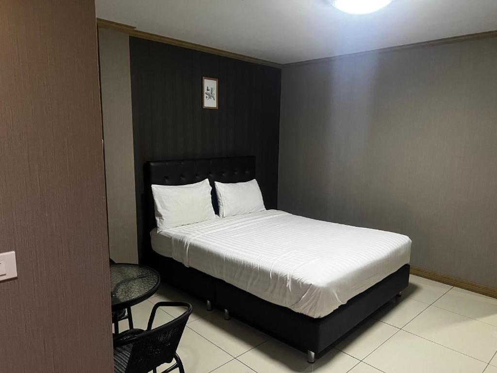 Apsara Inn - Resim 35