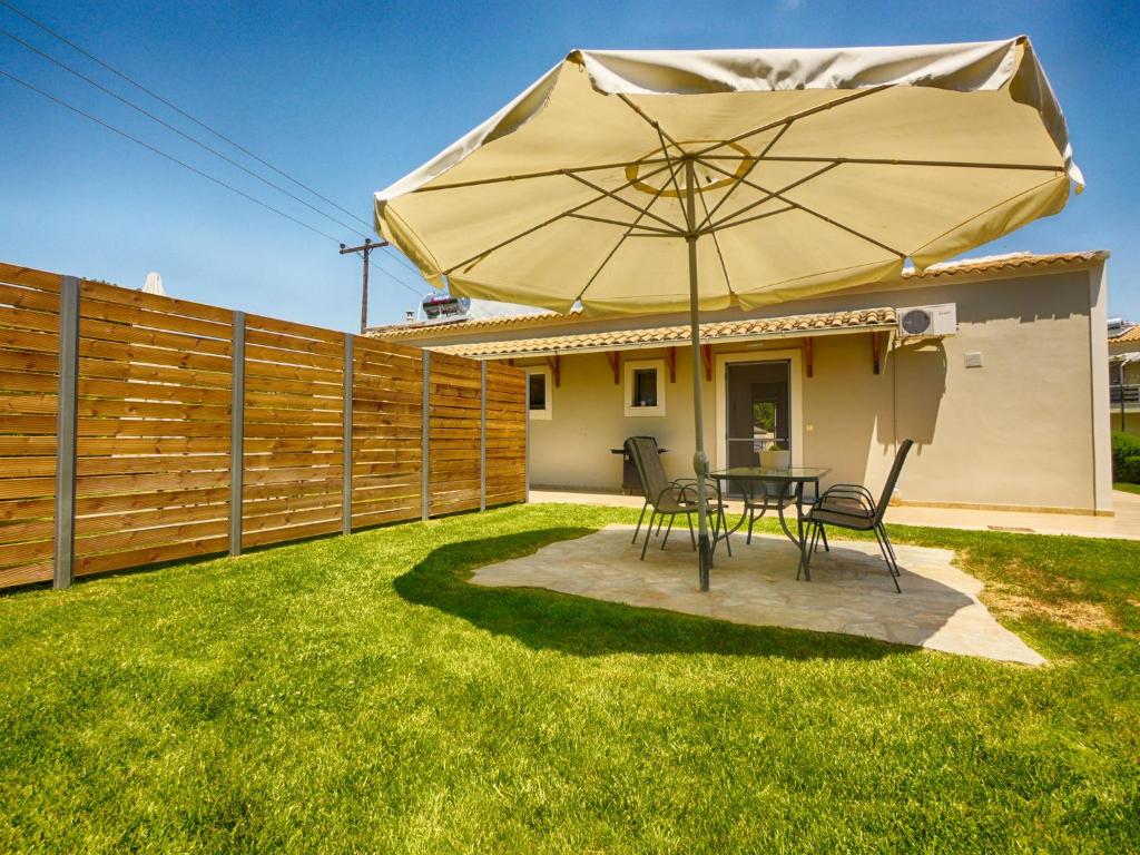 Cozy Family Friendly Apartment with large garden close to beaches - Dirella - Apartamento De Um Quarto
