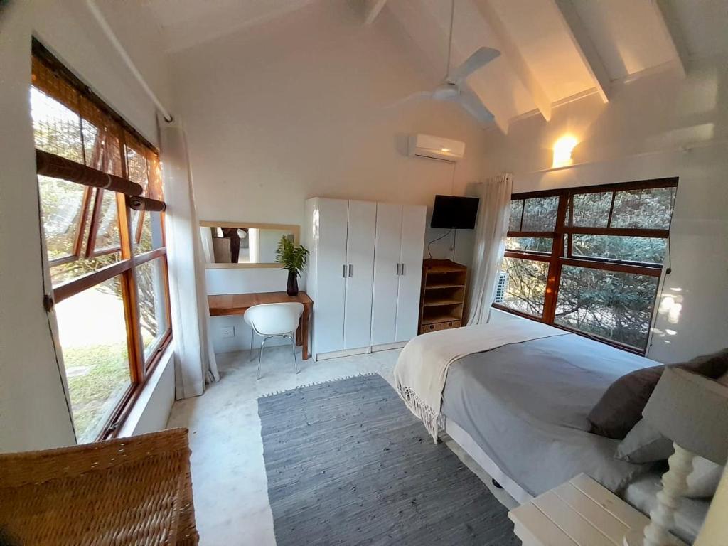 Bush house by the sea, Ponta Malongane, Ponta Malongane (updated prices