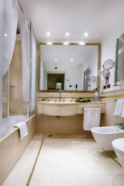 Hotel A La Commedia - Resim 45