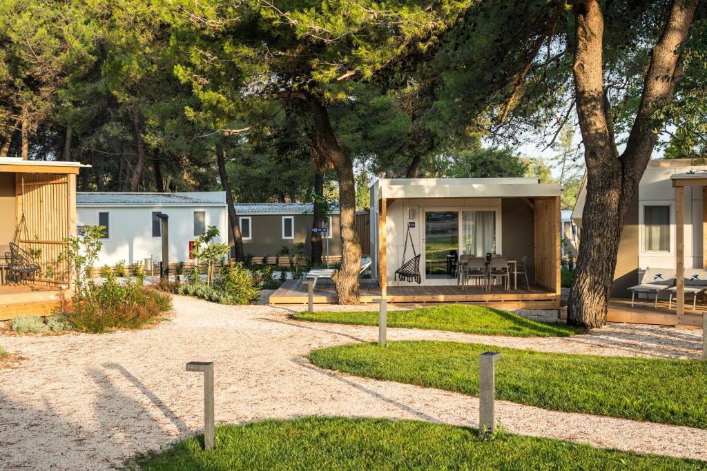 Falkensteiner Premium Mobile Homes and Camping Zadar - 11