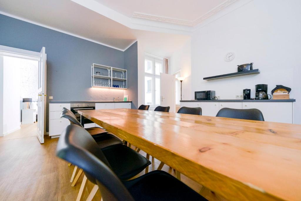 Old Town Apartments - 10