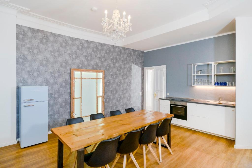 Old Town Apartments - 12