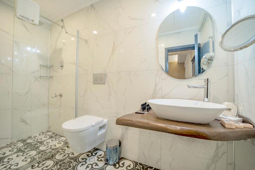 Ванная комната в Aksular Hotel