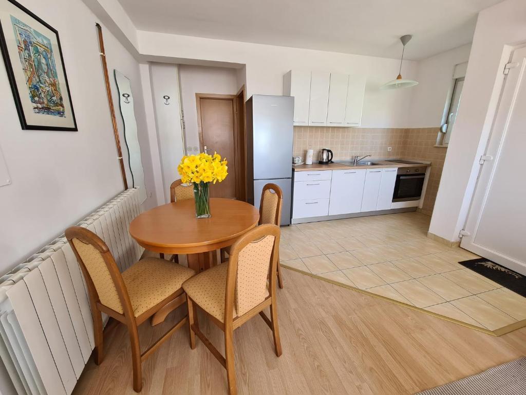 Apartment Melody - One-Bedroom Apartment