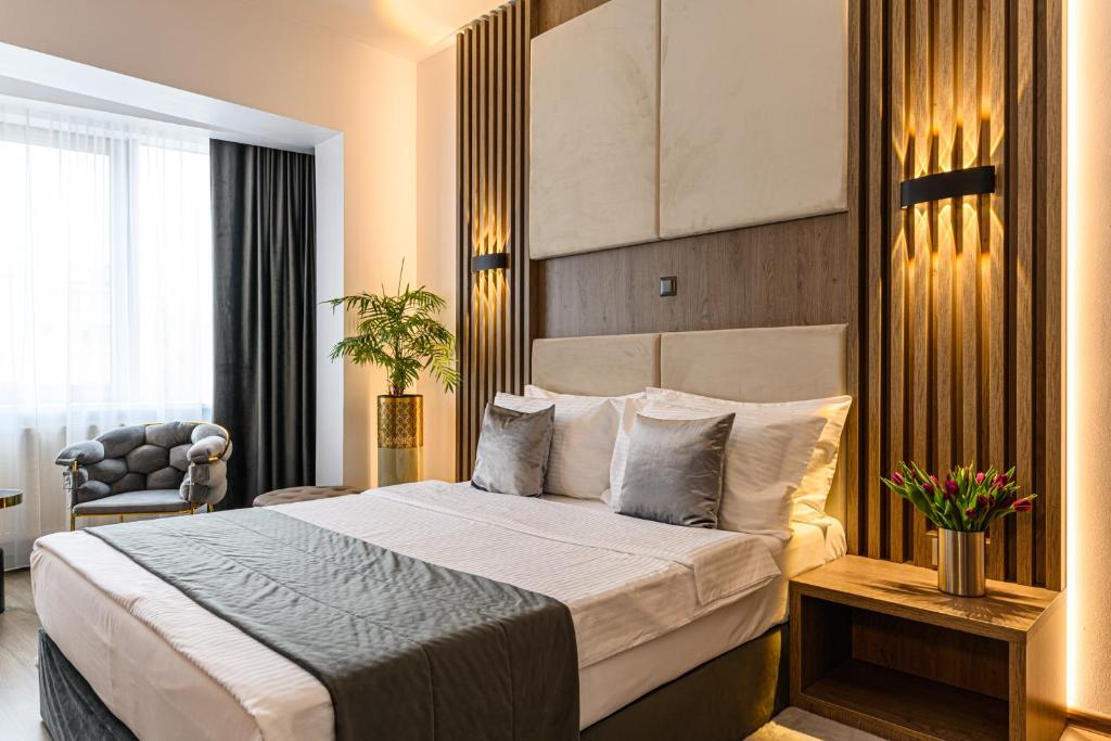 Unique Boutique - Resim 13