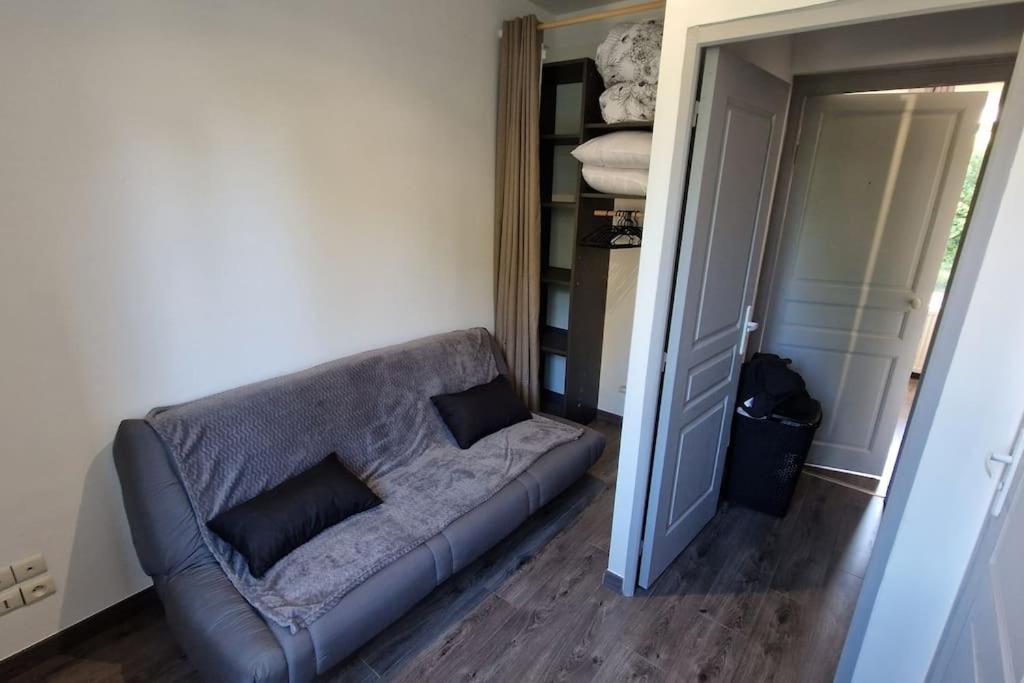 Posedenie v ubytovaní Magnifique maison Amiens en bord de somme 8 pers