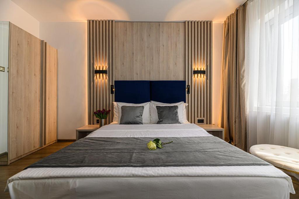 Unique Boutique - Resim 33