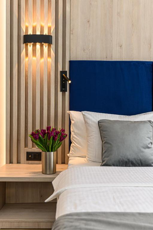 Unique Boutique - Resim 36